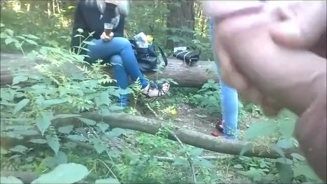 Девушка Дрочит В Лесу Порно Видео
